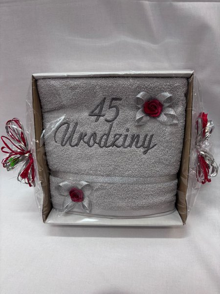Ręcznik na 45. Urodziny - Szary